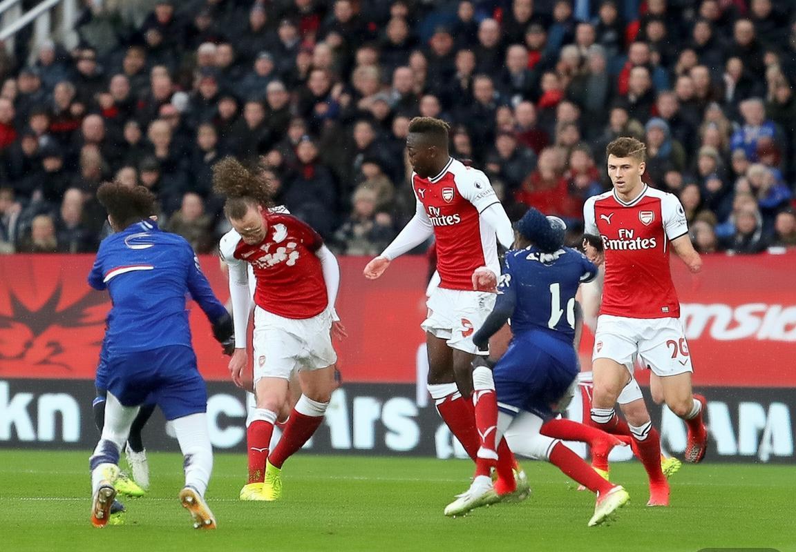 英超冠军争夺战迎关键伦敦德比！阿森纳切尔西斯坦福桥对决改写英超争冠格局